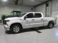 2023 Chev 1500 Crew Cab Short Box 4X4