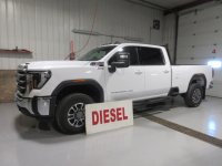 2026 GMC 3500HD Crew Cab Long Box 4x4 Diesel